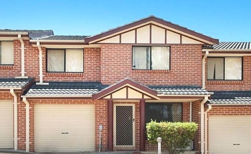 3 bedrooms Townhouse in 2/41 Patricia Street BLACKTOWN NSW, 2148