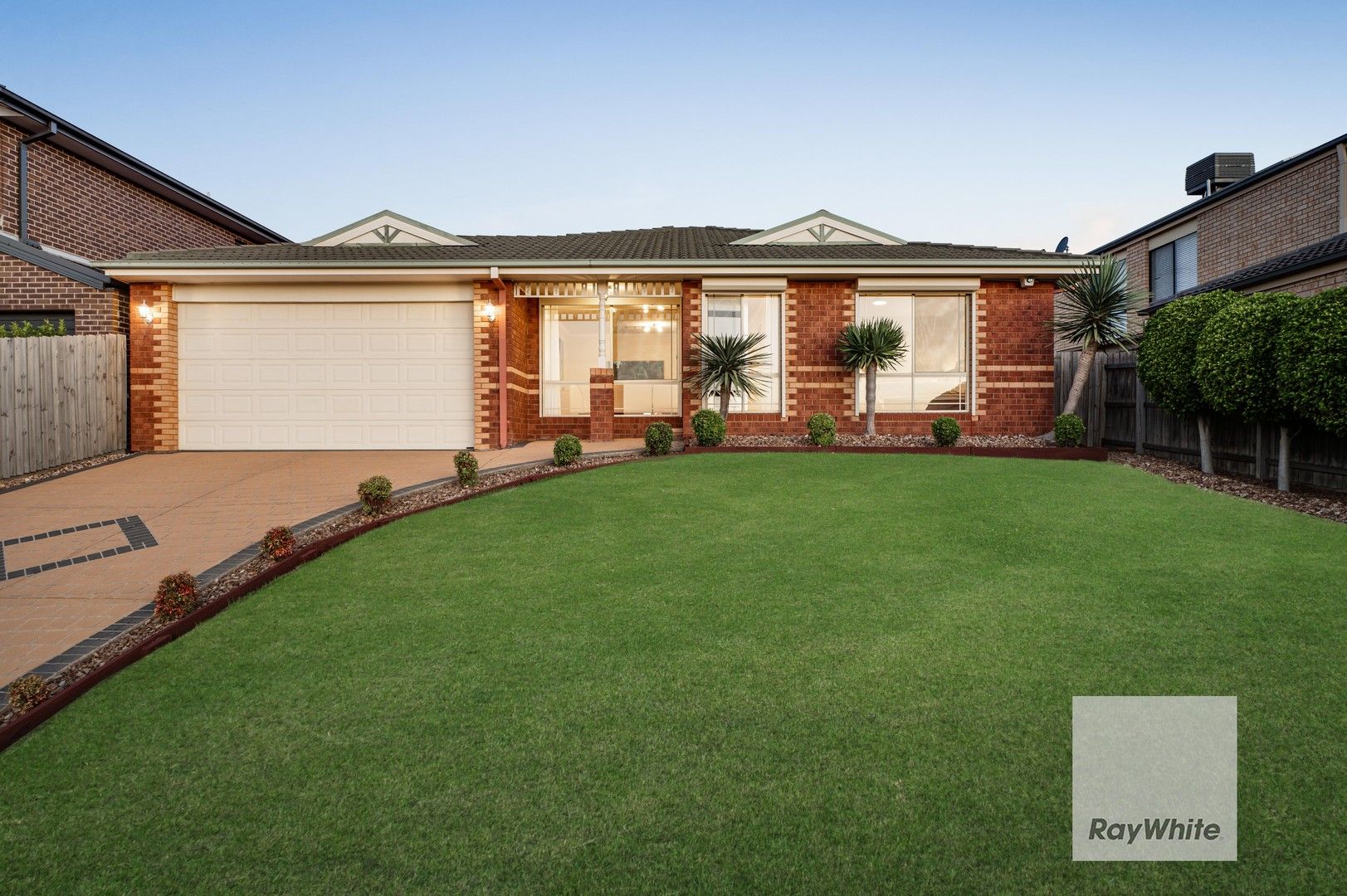 12 Langbourne Court, Greenvale VIC 3059, Image 0