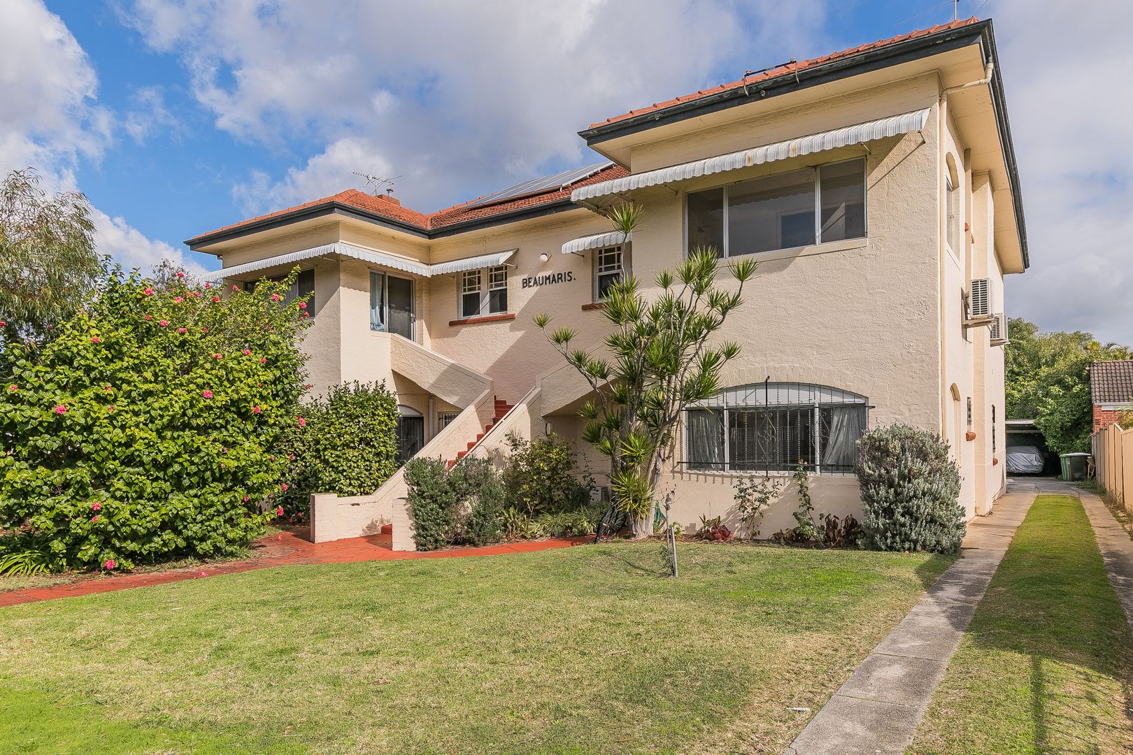 2 bedrooms Apartment / Unit / Flat in 9b Webster Street NEDLANDS WA, 6009