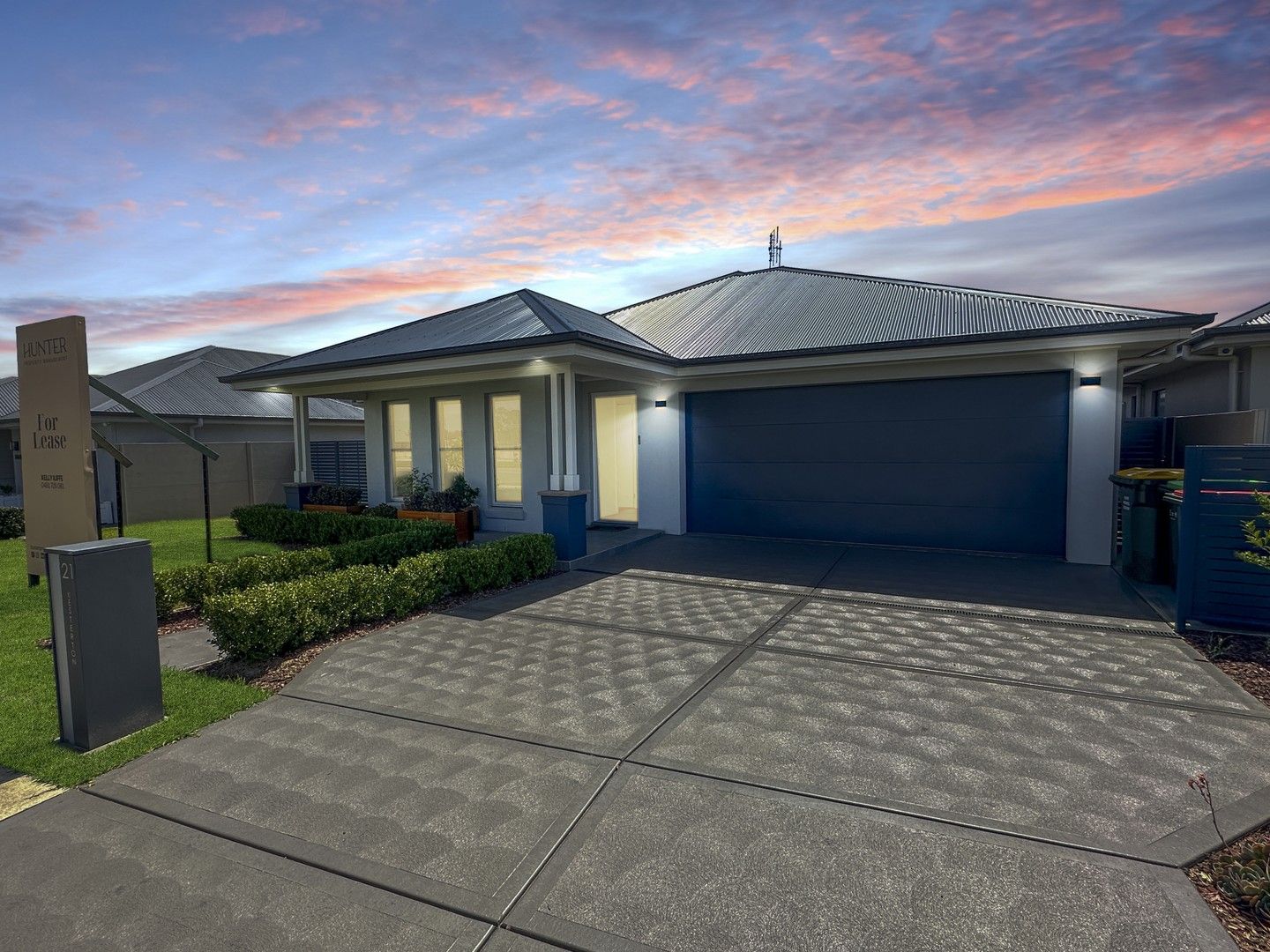 4 bedrooms House in 21 Kesterton Rise NORTH ROTHBURY NSW, 2335
