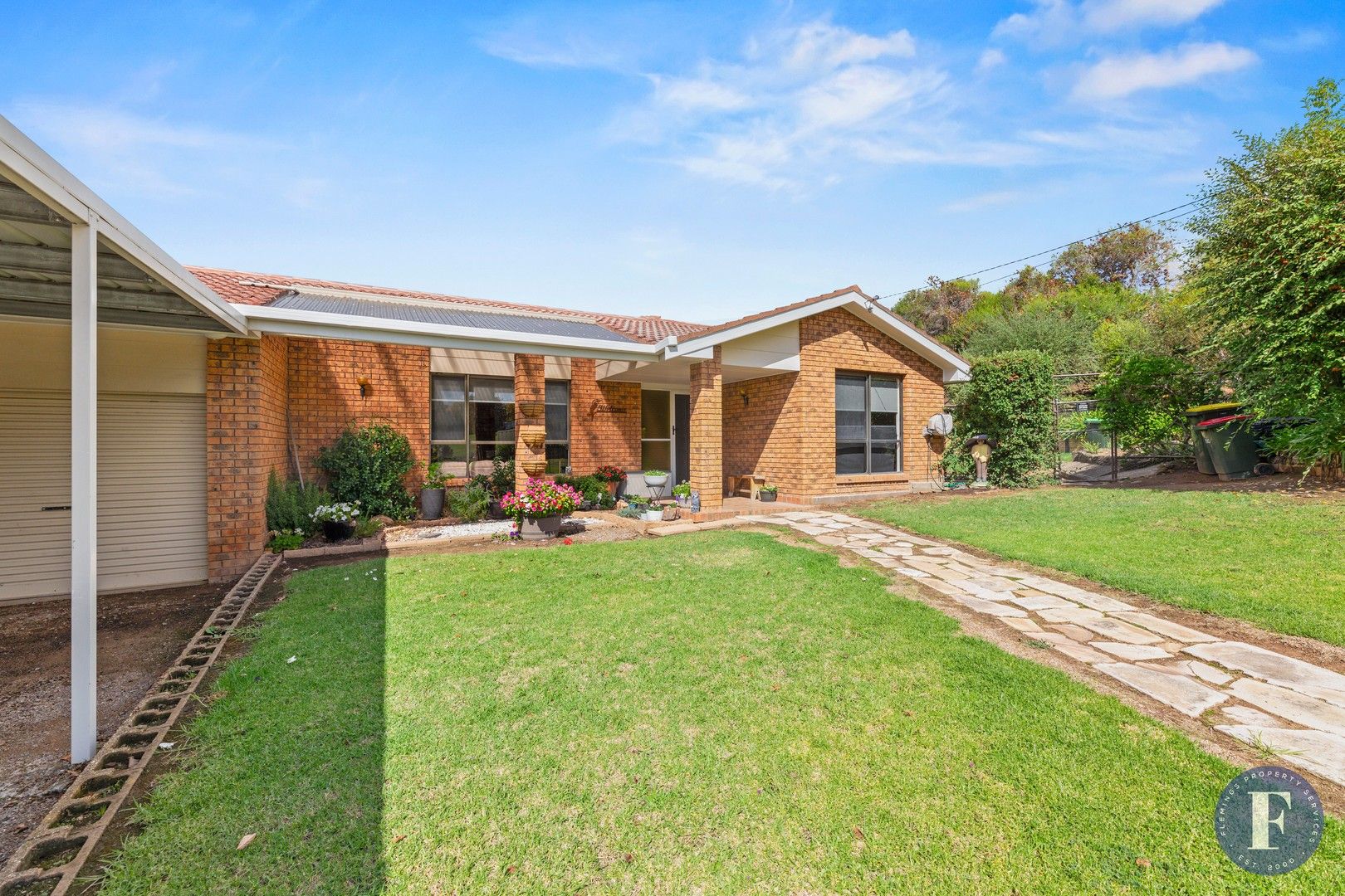 4 bedrooms House in 19 Donaldson Street COOTAMUNDRA NSW, 2590