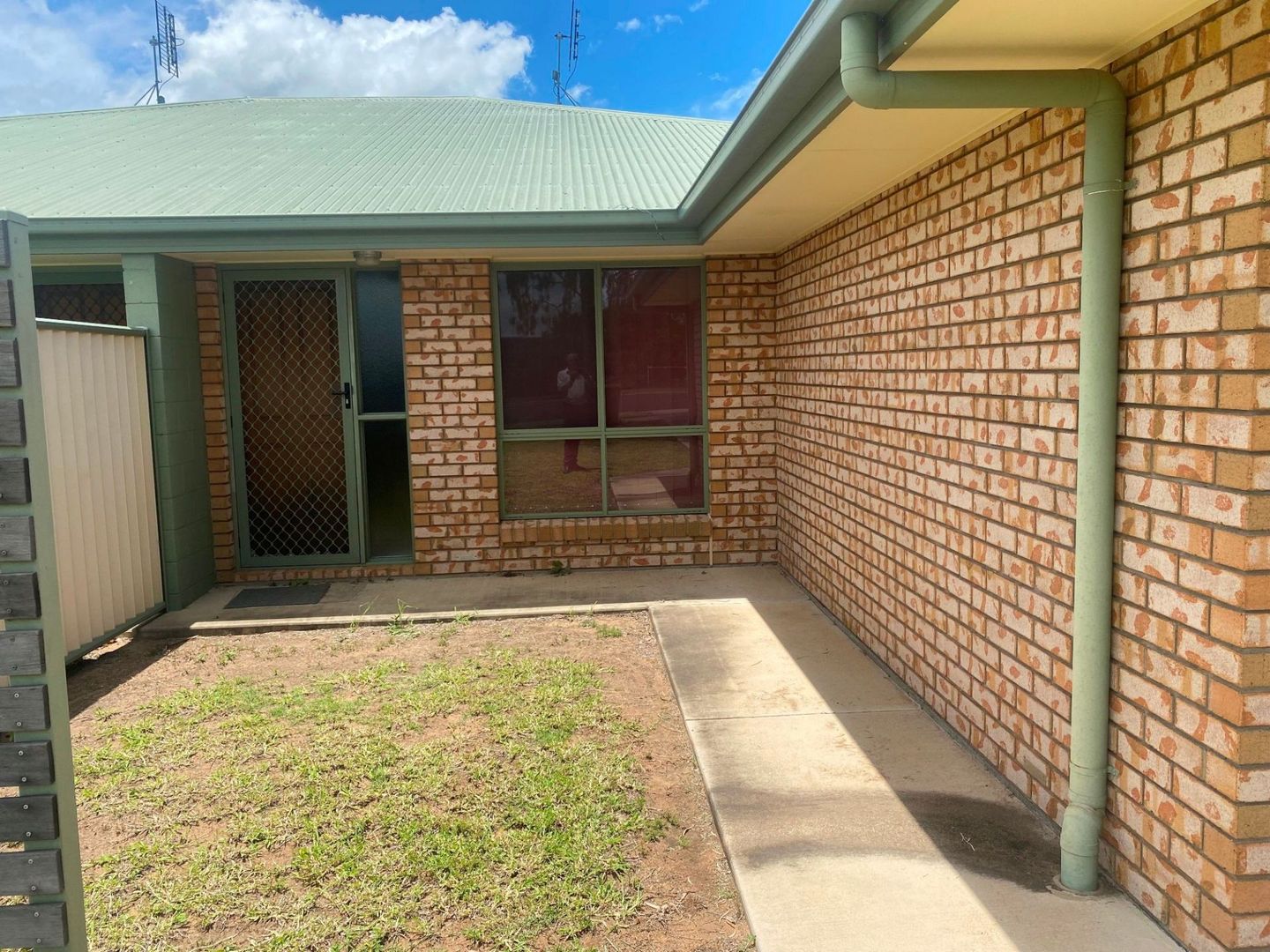 2/107 ZELLER ST, Chinchilla QLD 4413, Image 1