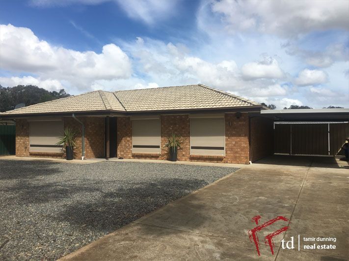 3 bedrooms House in 296 Burton Road PARALOWIE SA, 5108