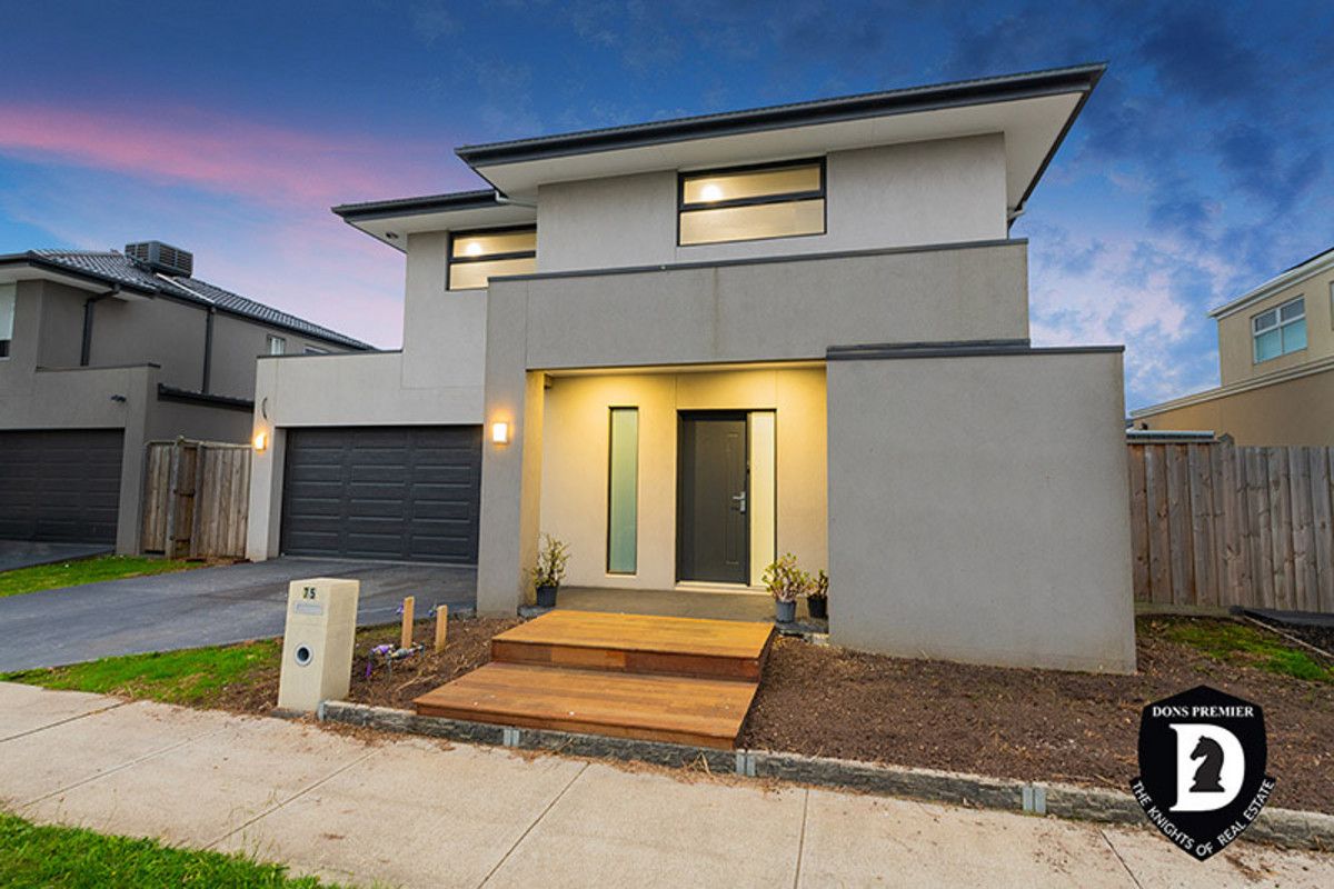 4 bedrooms House in 75 Beatrix Circuit OFFICER VIC, 3809