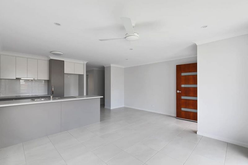 15/235 Torquay Terrace, Torquay QLD 4655, Image 1