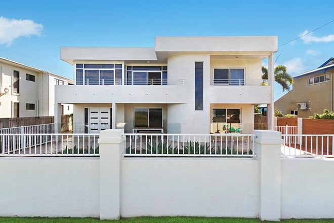 Picture of 58 Palm Street, ROWES BAY QLD 4810