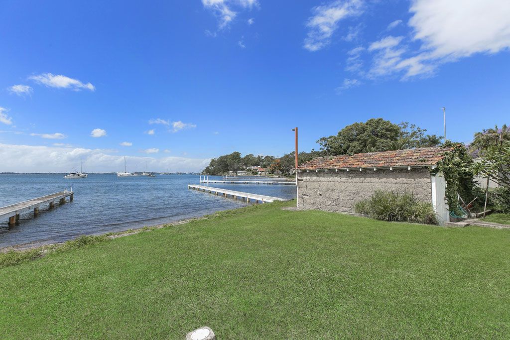 34 Ambrose Street, Carey Bay NSW 2283, Image 0