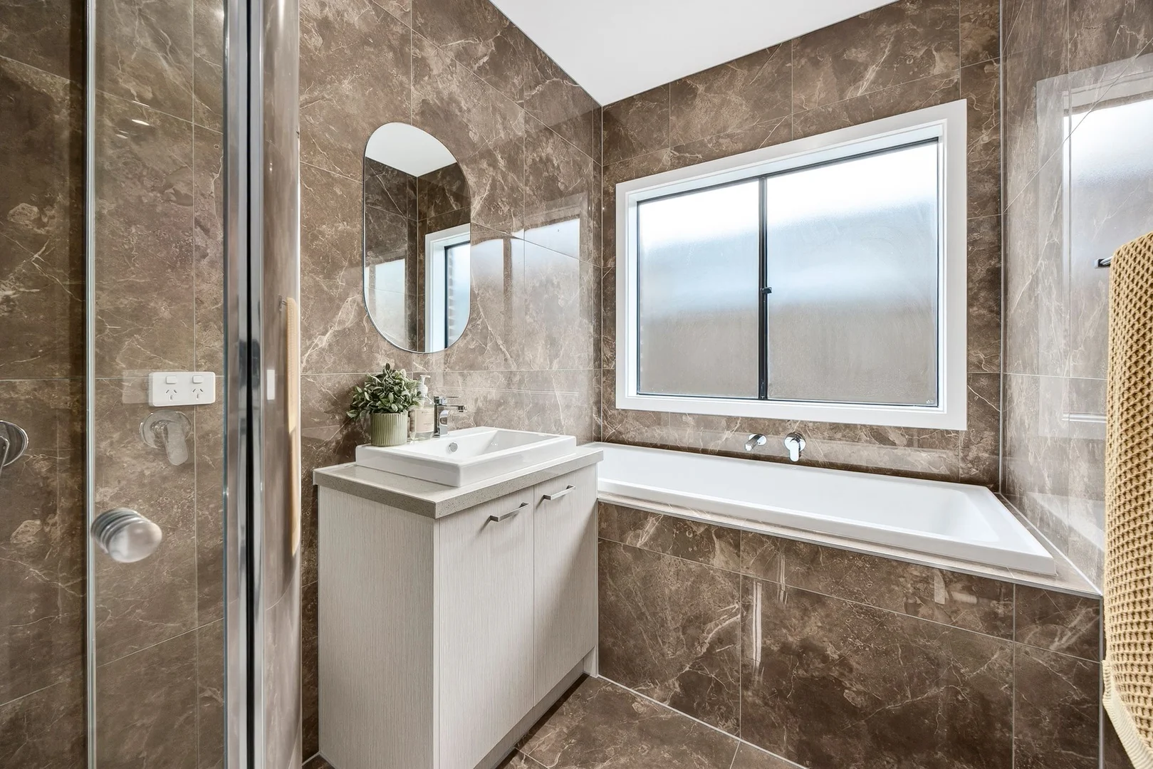 Additional image 13 of 10 Sunlight Circuit, Lara VIC 3212