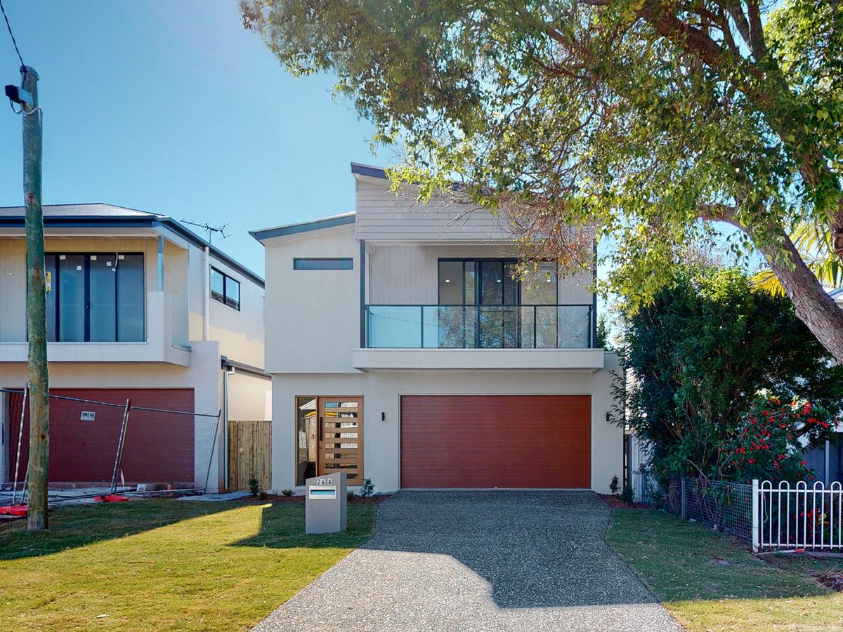 5 bedrooms House in 24a James Street SCARBOROUGH QLD, 4020