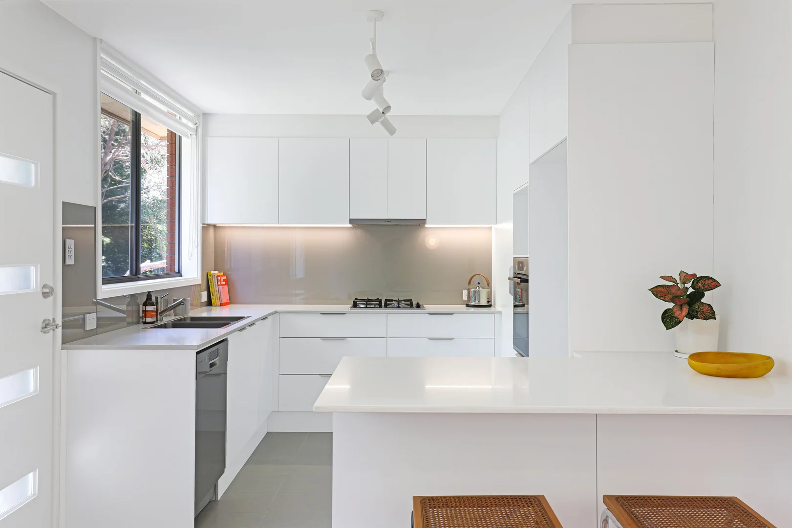 Additional image 10 of 1/24 Gladstone Street, Bellambi NSW 2518