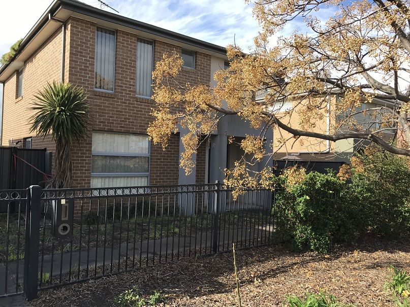 3 bedrooms Townhouse in 14 Sidney Nolan Walk POINT COOK VIC, 3030