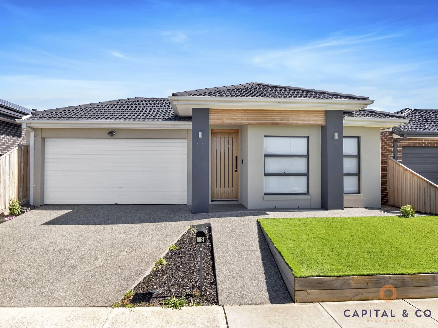 13 Madura Promenade, Mickleham VIC 3064