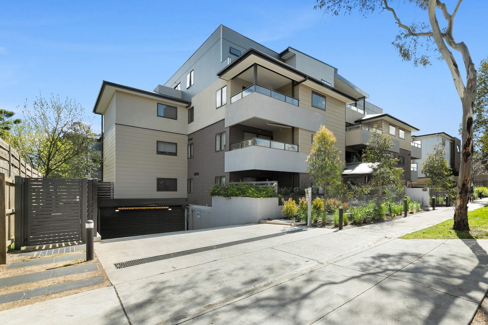 211/4-6 Alfrick Road, Croydon VIC 3136, Image 0