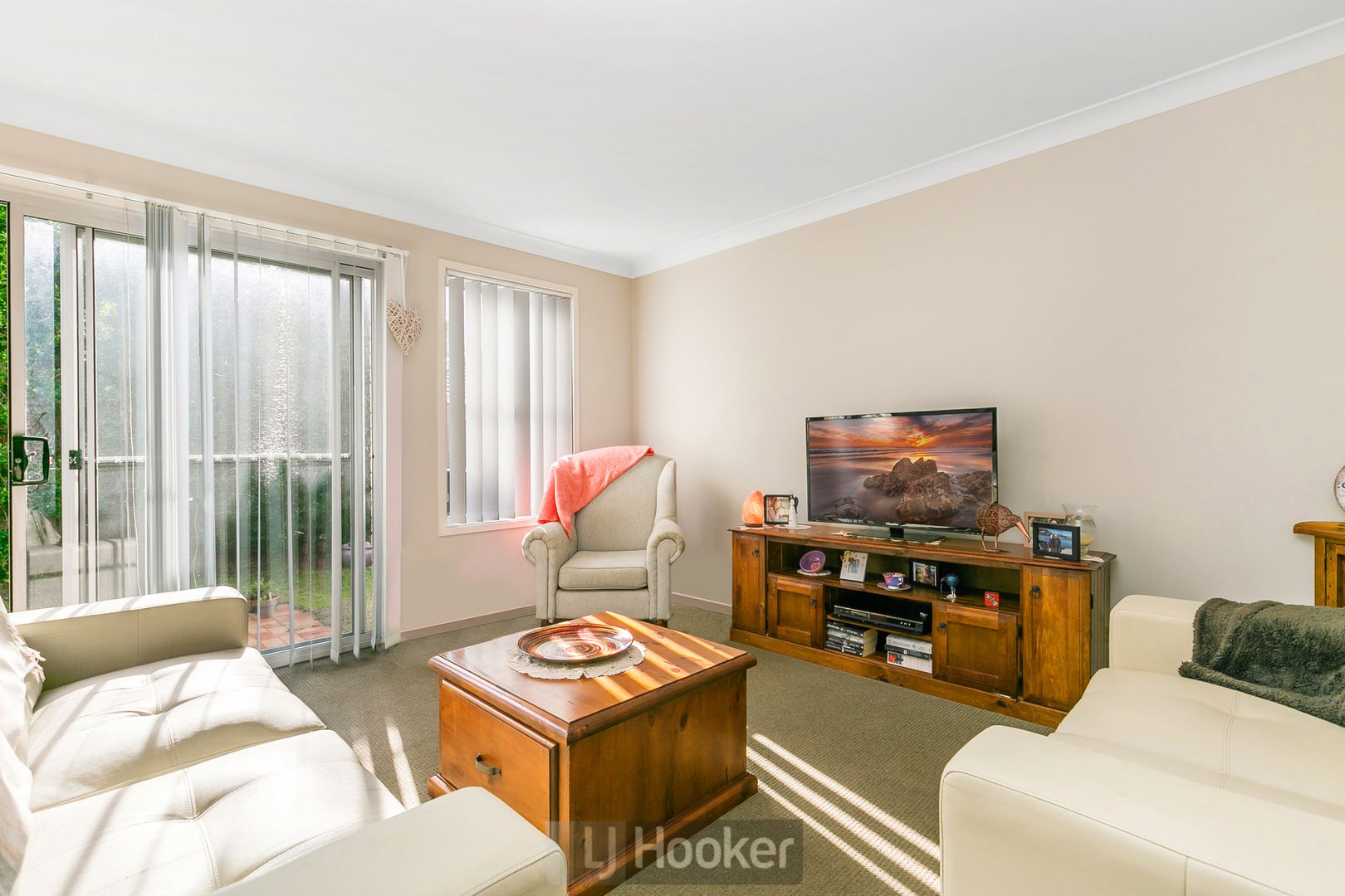 35 Harmony Crescent, Mount Hutton NSW 2290, Image 1