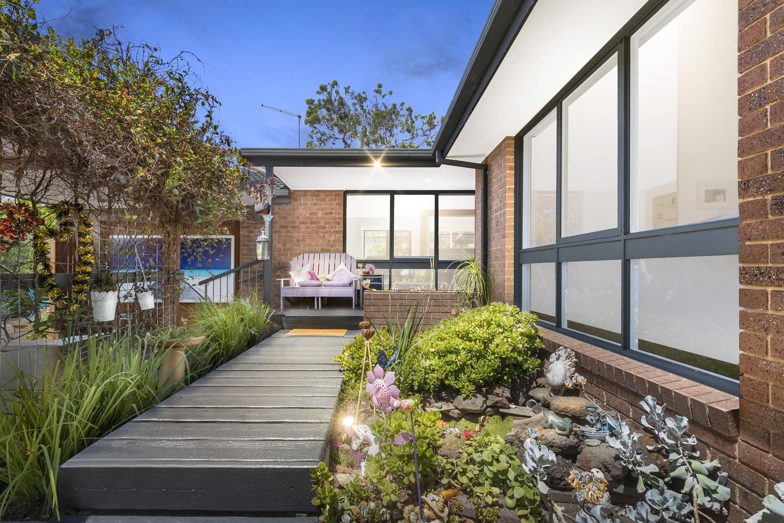 371 Bayview Road, Rosebud Property History & Address Research Domain