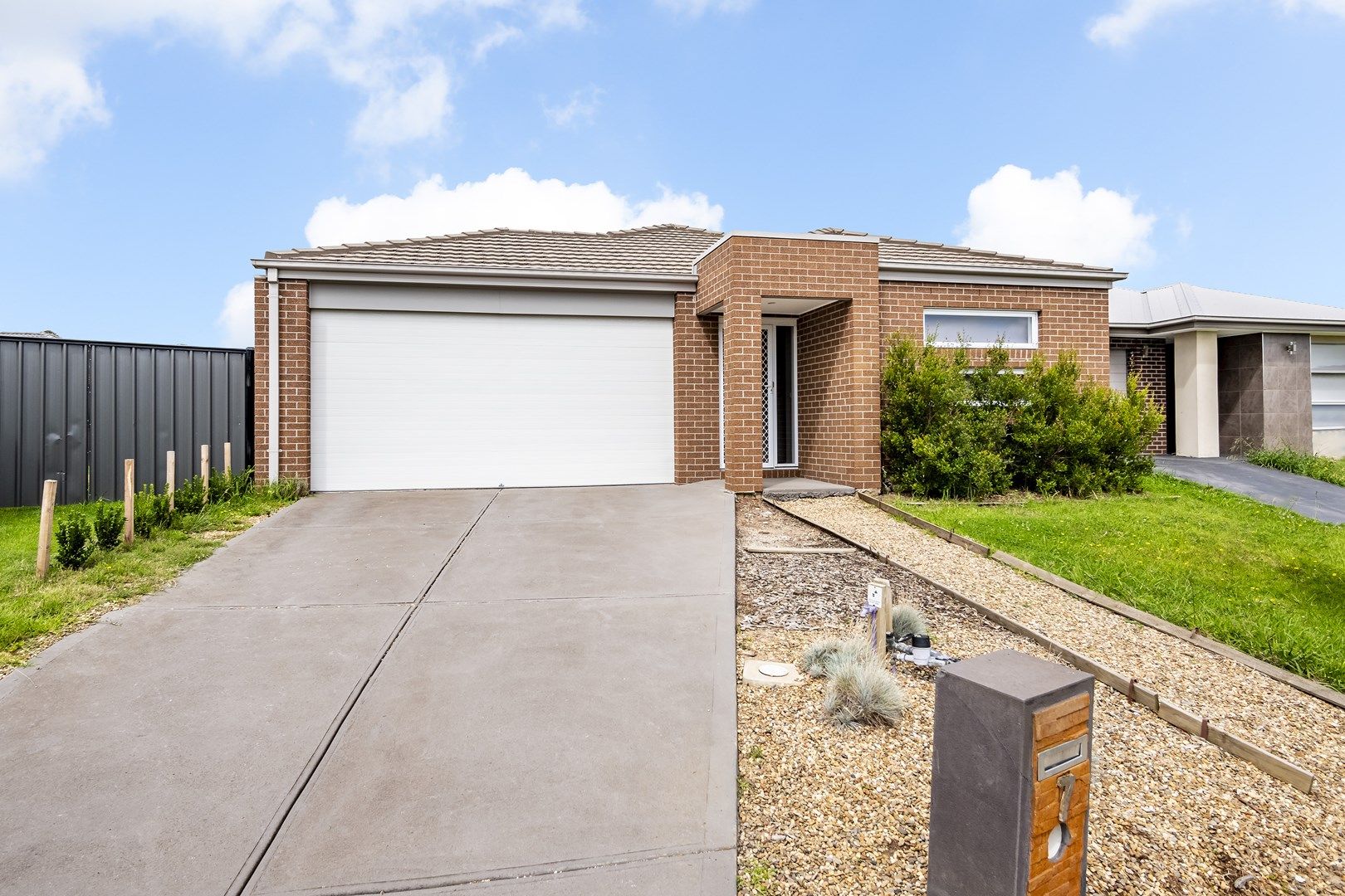 4 bedrooms House in 7 Connewara Crescent CLYDE NORTH VIC, 3978