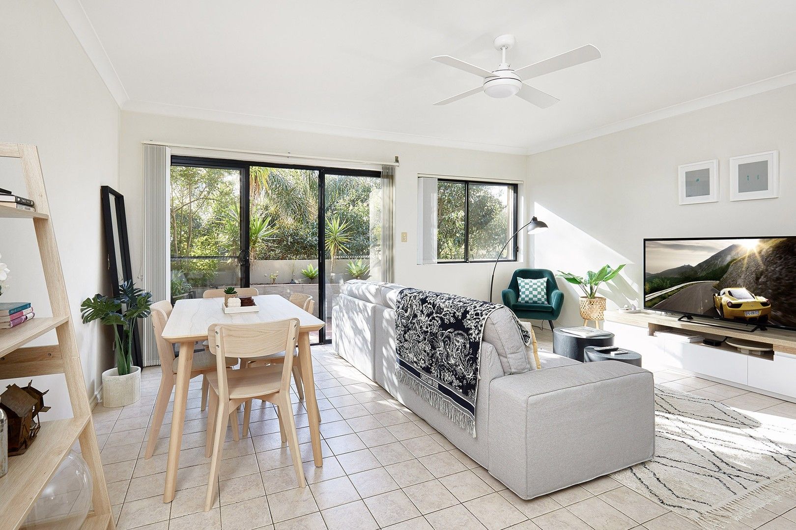 1 bedrooms Apartment / Unit / Flat in 4/37 Longueville Rd LANE COVE NORTH NSW, 2066