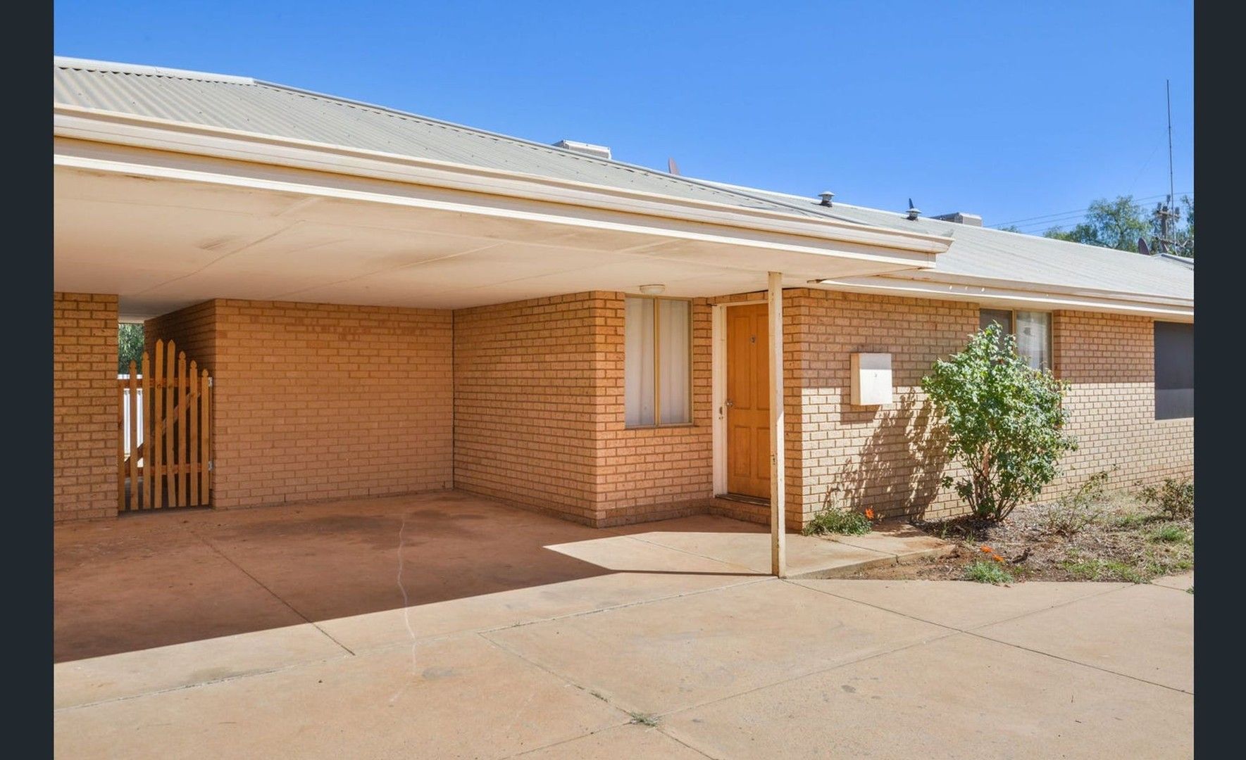 2 bedrooms Apartment / Unit / Flat in 3/37 Sylvester Street COOLGARDIE WA, 6429