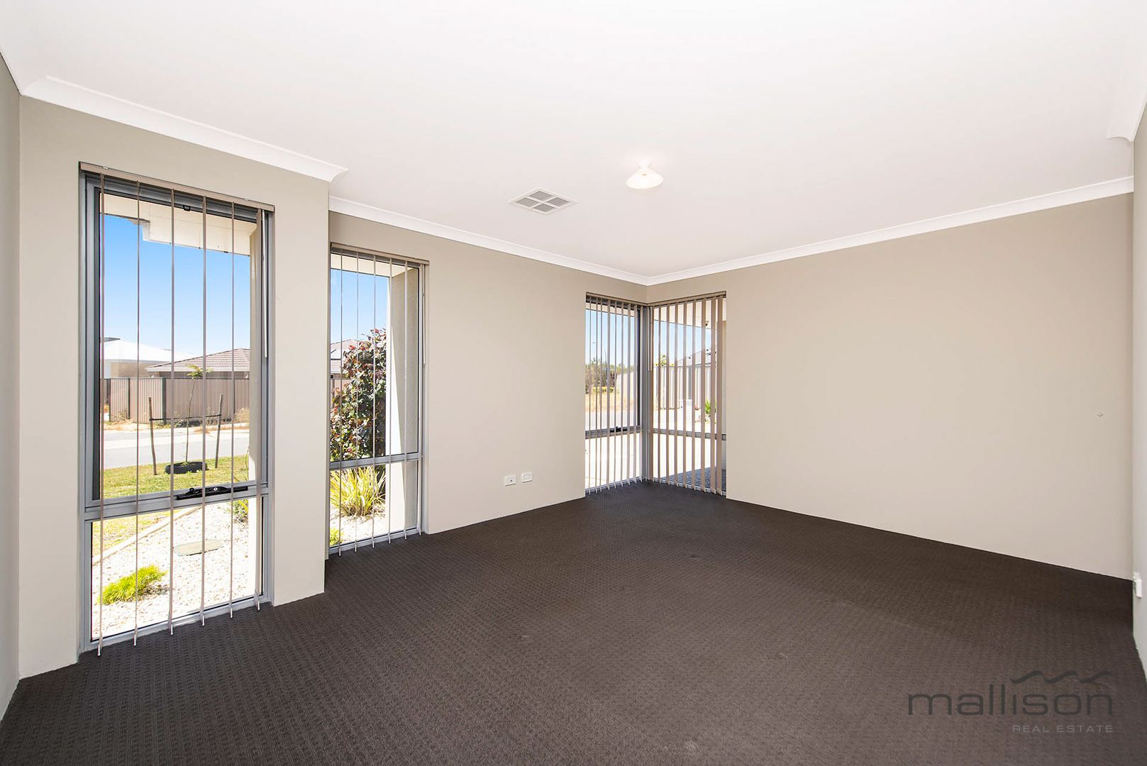 67 Villatella Gardens, Piara Waters WA 6112, Image 1