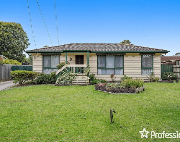 8 Parklands Avenue, Chirnside Park VIC 3116