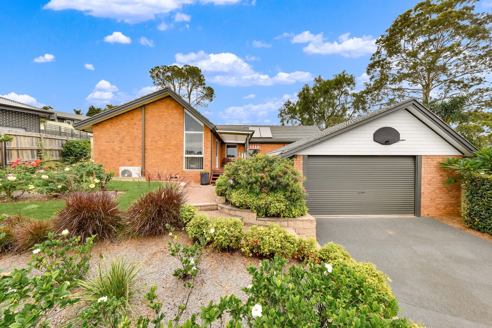 34 Kooloona Crescent, Bradbury NSW 2560, Image 1