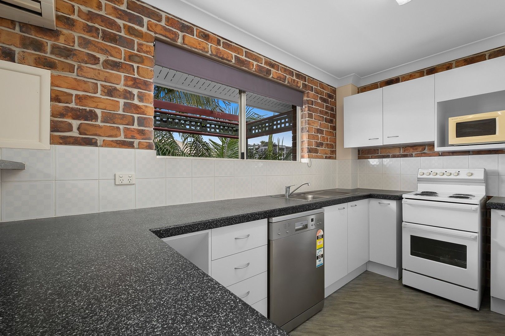 2 bedrooms Apartment / Unit / Flat in 45/11 Ascog Terrace TOOWONG QLD, 4066