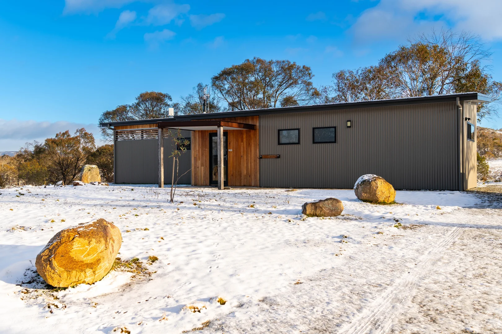 Additional image 32 of 51 Eucumbene Road, Hill Top NSW 2628