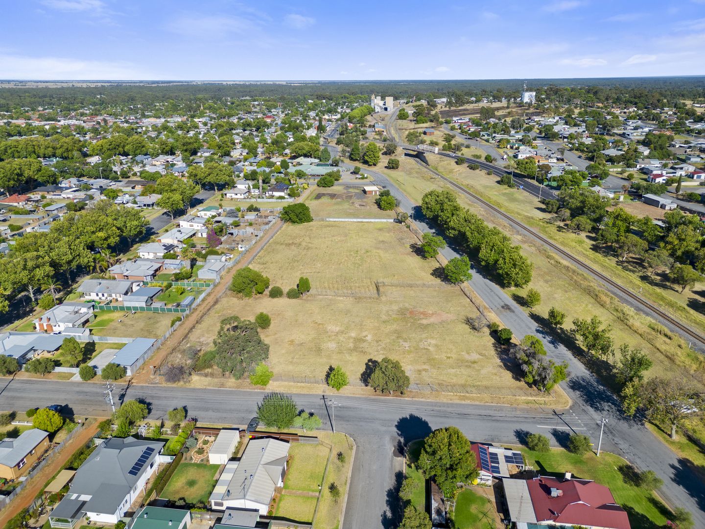 24-40 Whitton Street, Narrandera NSW 2700, Image 1