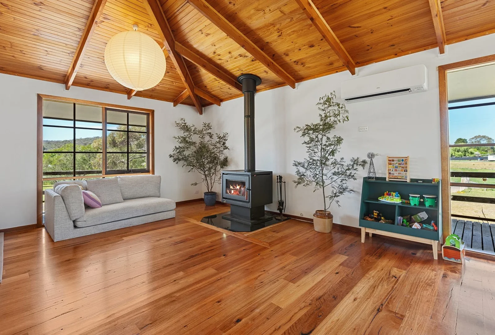 Additional image 2 of 17 Matthews Road, Heathcote VIC 3523