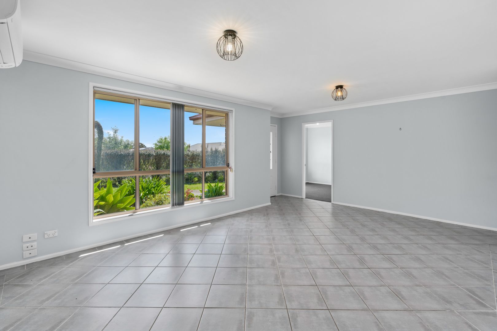 9 Jewel Street, Worrigee NSW 2540, Image 2