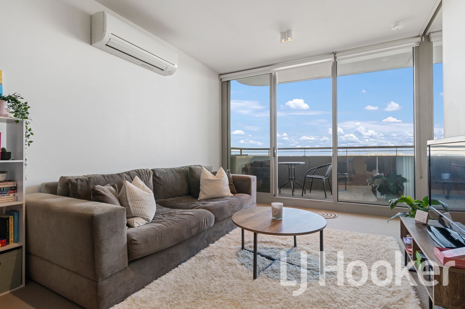 1203/74 Queens Road, Melbourne VIC 3004, Image 0