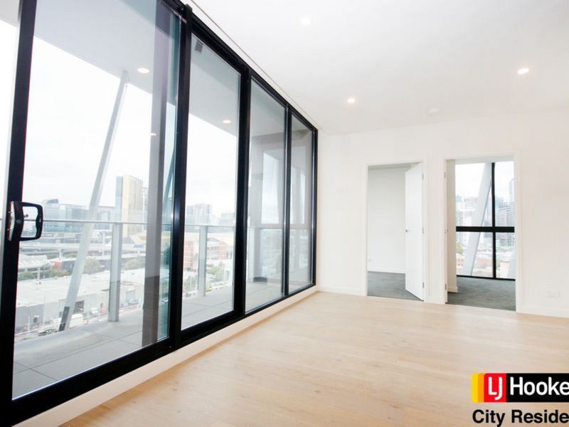 2 bedrooms Apartment / Unit / Flat in 905/89-103 Gladstone Street SOUTH MELBOURNE VIC, 3205
