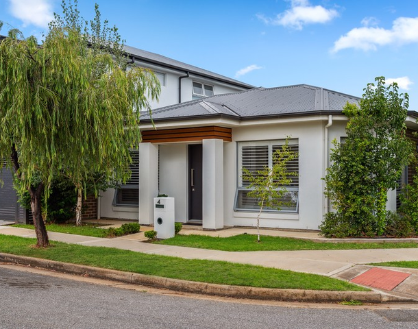 4 Thain Avenue, Findon SA 5023