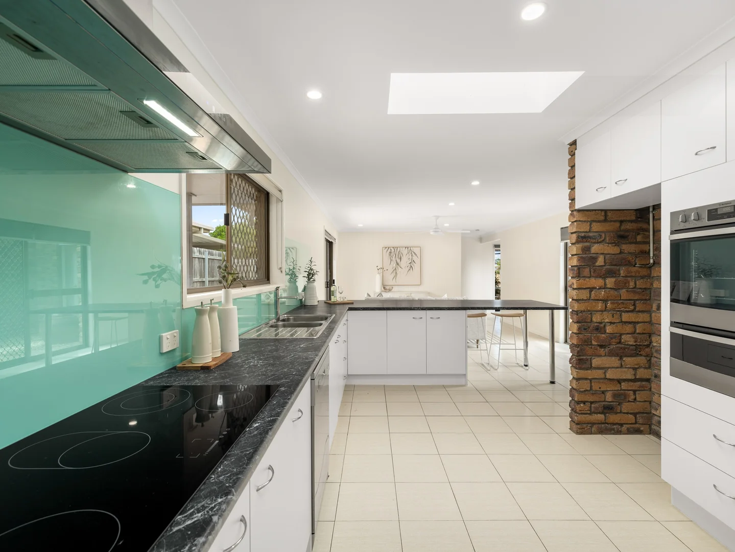 Additional image 10 of 12 Kuhler Court, Carindale QLD 4152