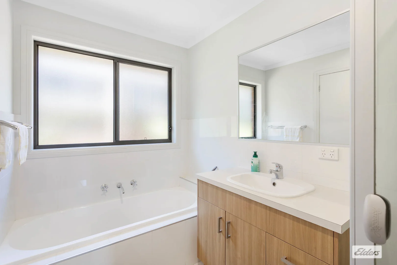 Additional image 15 of 24 Howard Avenue, Bega NSW 2550