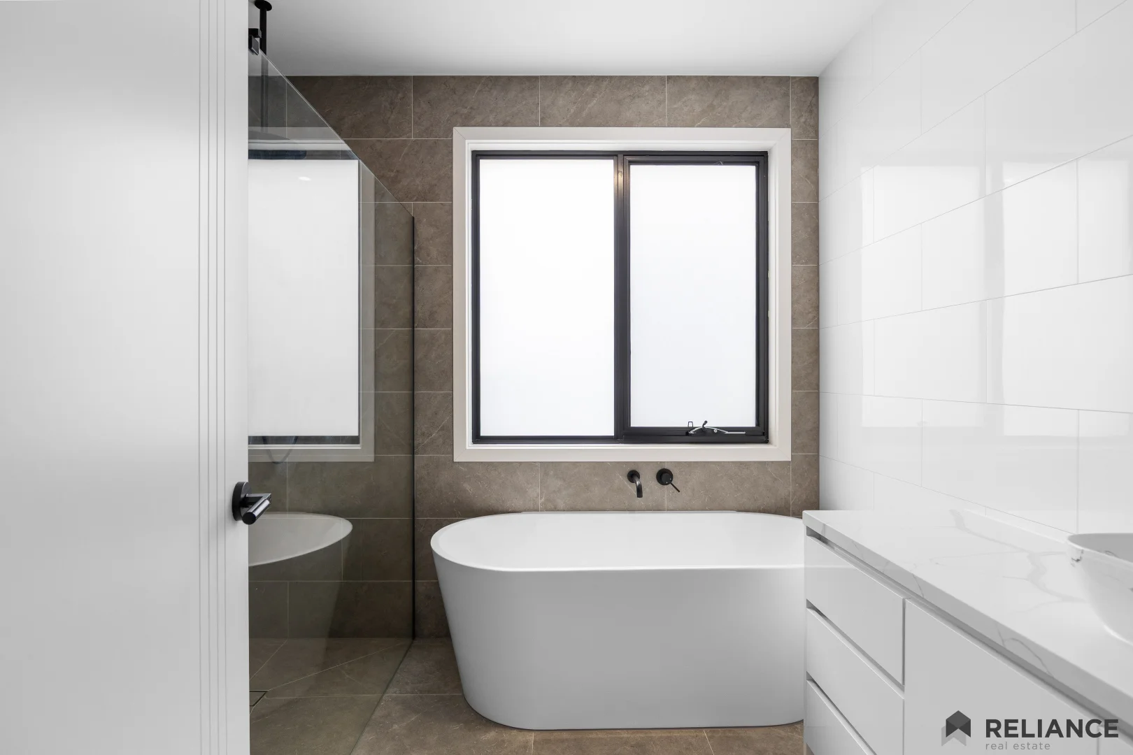 Additional image 15 of 10 Ginger Crescent, Mickleham VIC 3064