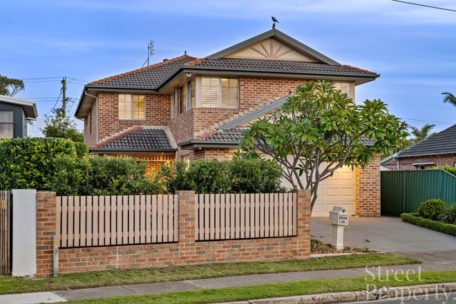 Picture of 14 Rowlands Street, MEREWETHER NSW 2291