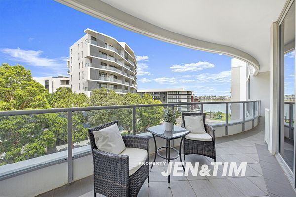 2 bedrooms Apartment / Unit / Flat in 656/6 Mary St RHODES NSW, 2138
