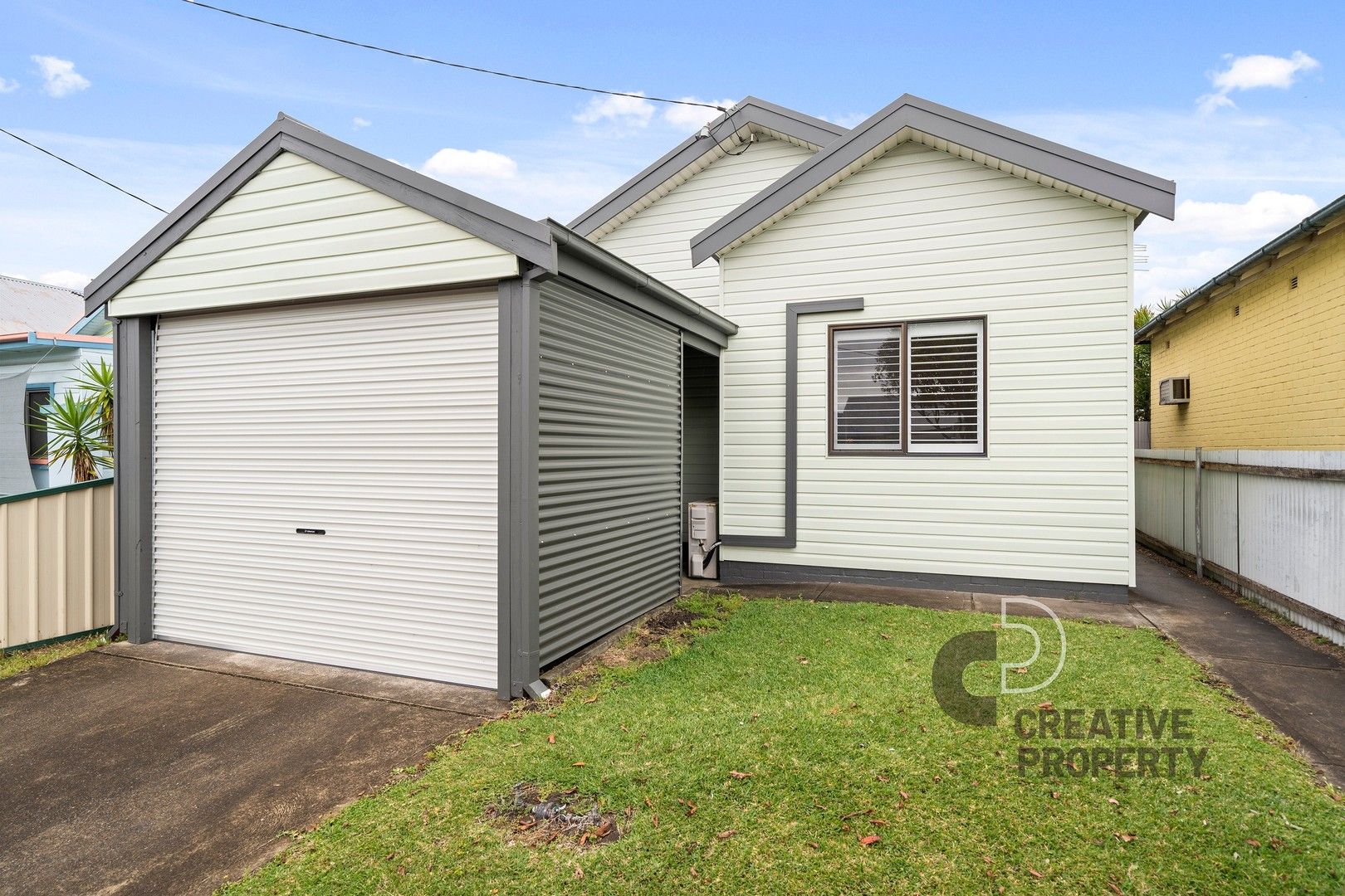 2 bedrooms House in 4 Douglas Street STOCKTON NSW, 2295