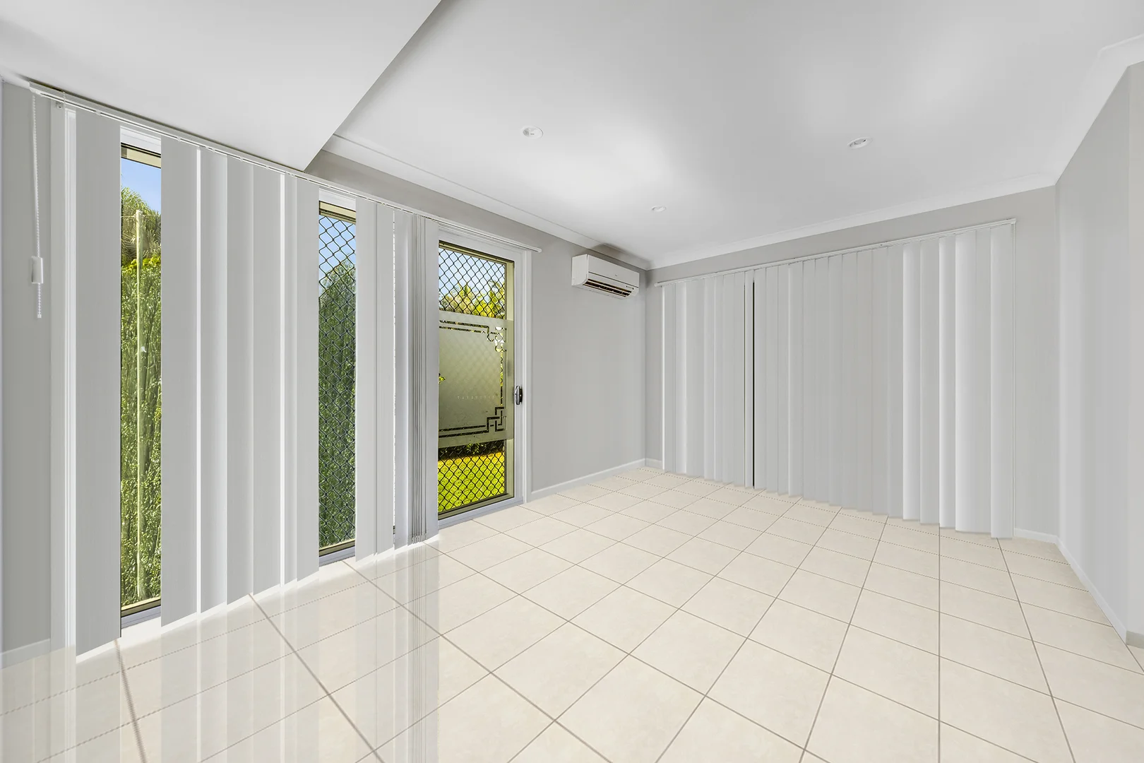 Additional image 7 of 1/14 Fowler Street, West Gladstone QLD 4680