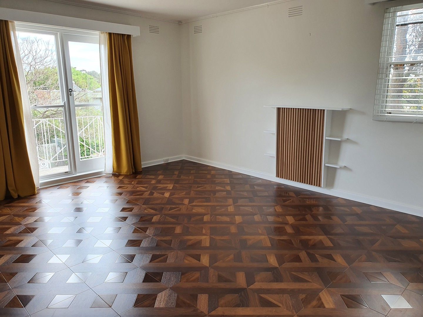 1 bedrooms Apartment / Unit / Flat in 10/282 Riversdale Rd HAWTHORN EAST VIC, 3123