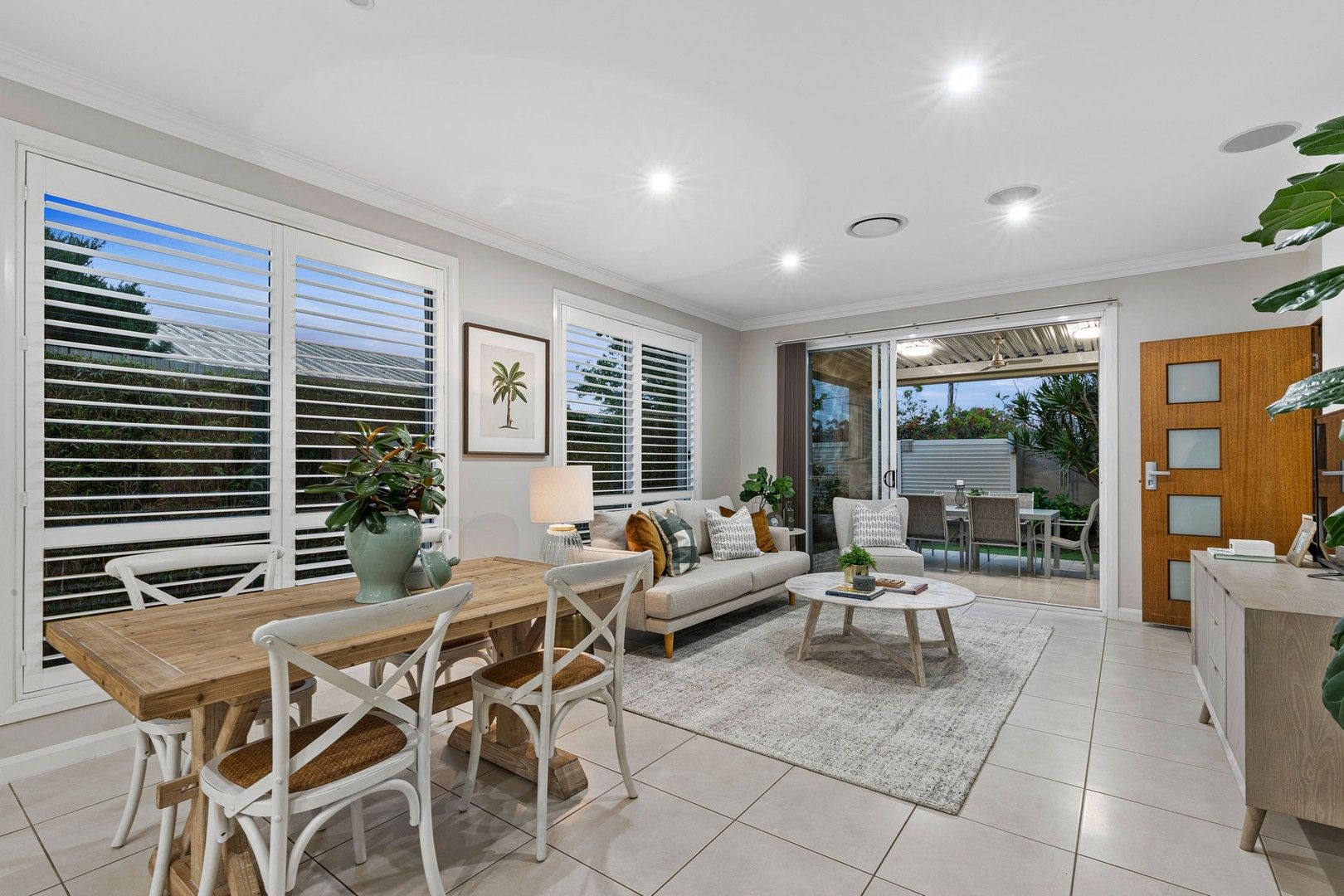 1/245 Mackenzie Street, Centenary Heights QLD 4350, Image 0