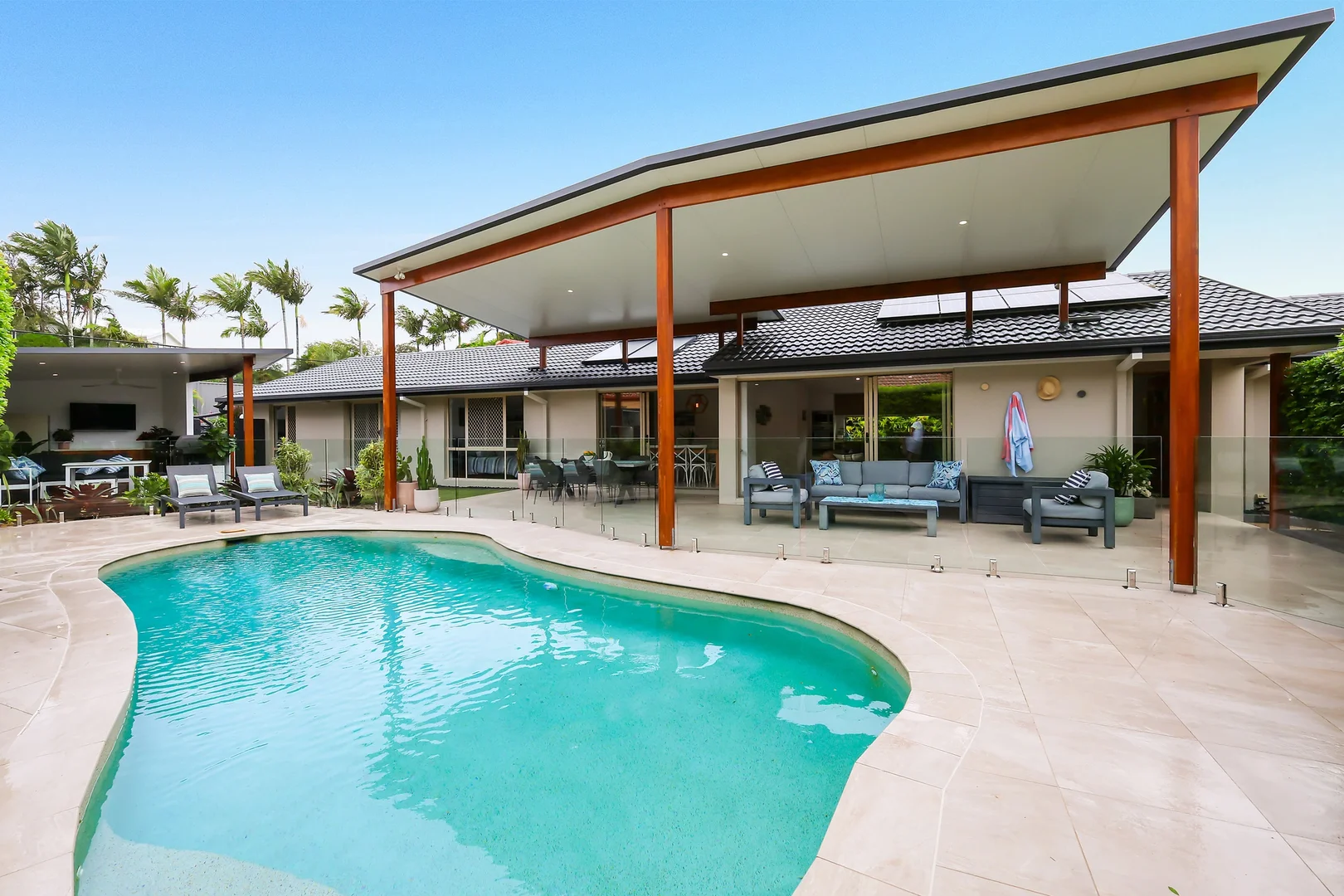 Additional image 6 of 8 Beaconsfield Drive, Burleigh Waters QLD 4220