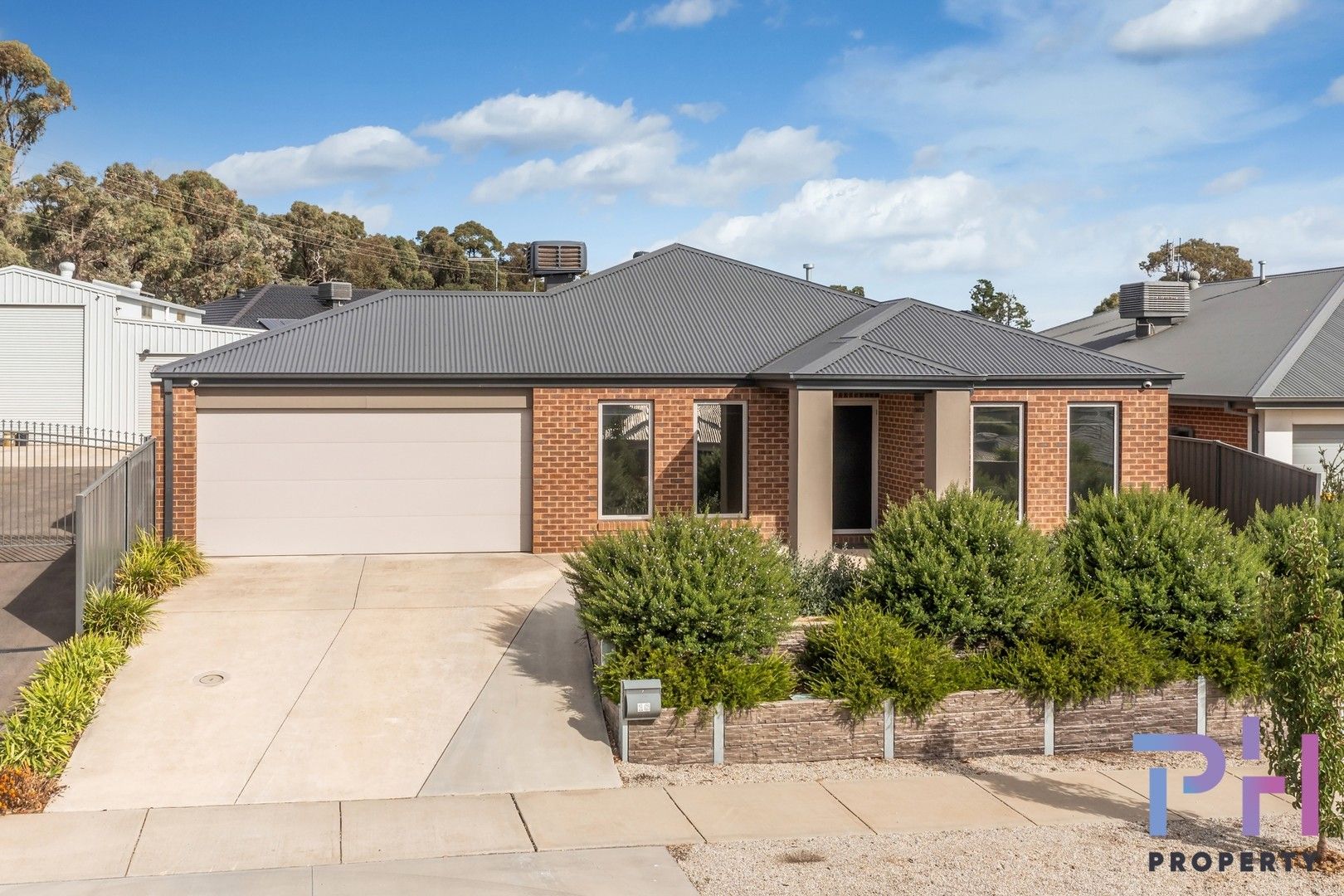 18 Ashbourne Way, Kangaroo Flat VIC 3555, Image 0