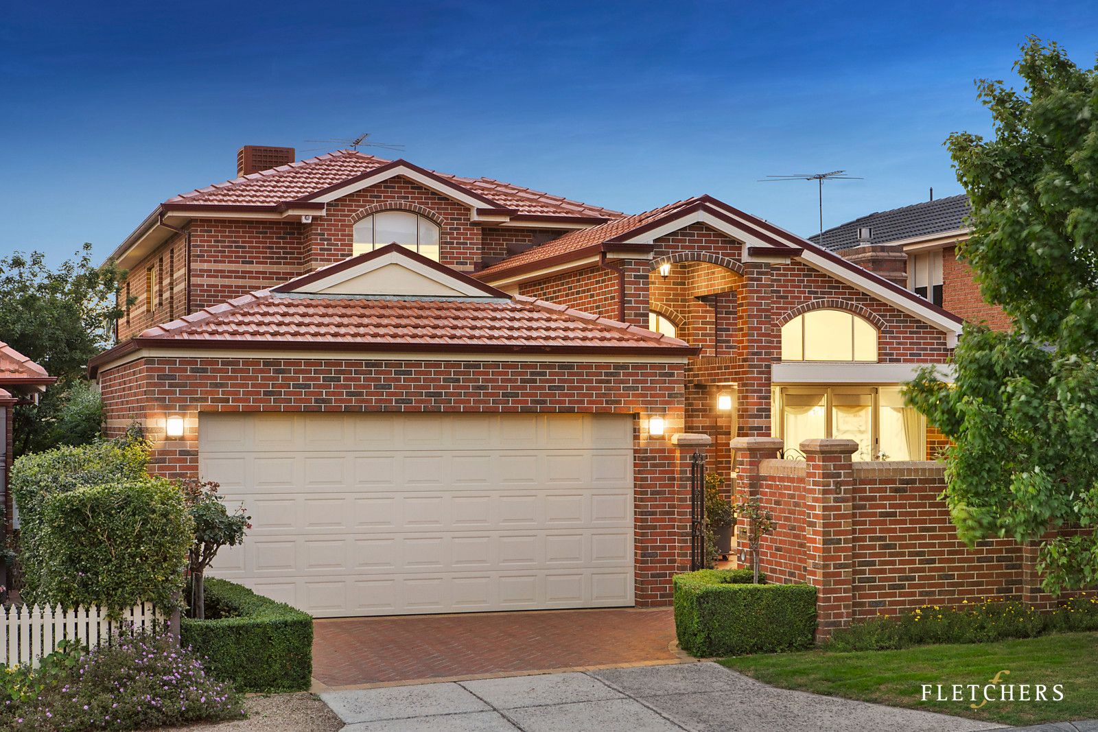 8 Wattlebird Court, Burwood VIC 3125, Image 0