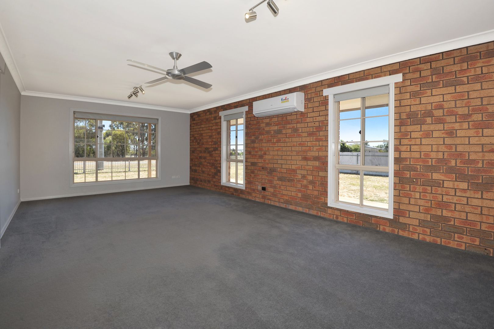 26 Hunter Street, Carisbrook VIC 3464, Image 1