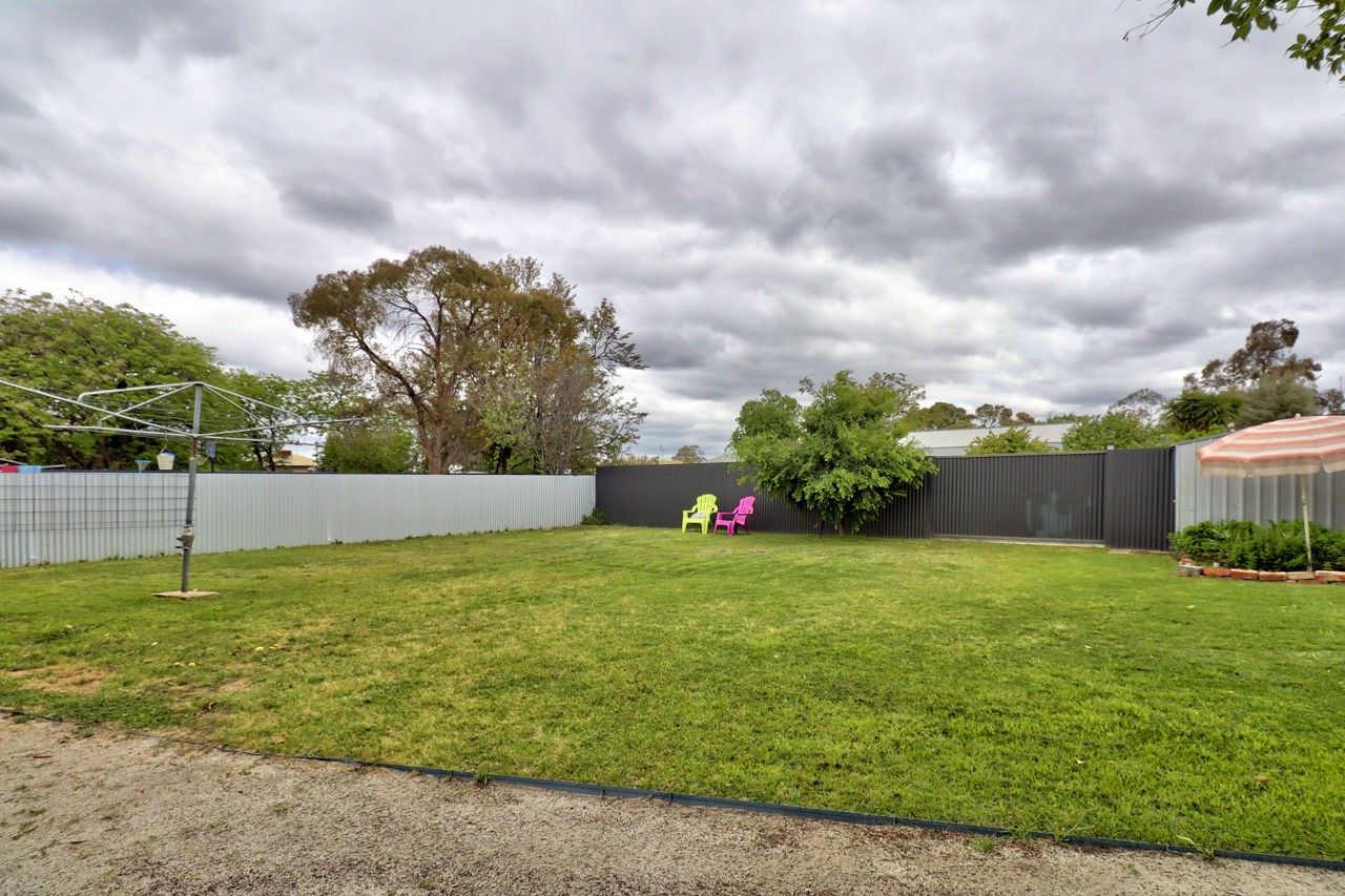 298 Henry Street, Deniliquin NSW 2710 Domain