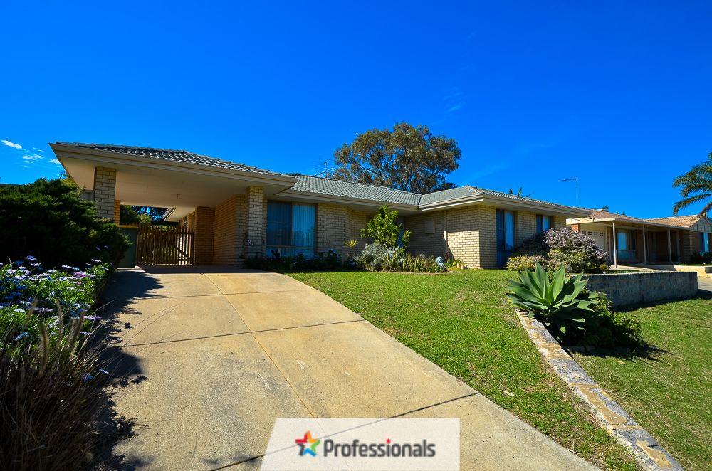 4 bedrooms House in 45 Casuarina Drive HALLS HEAD WA, 6210