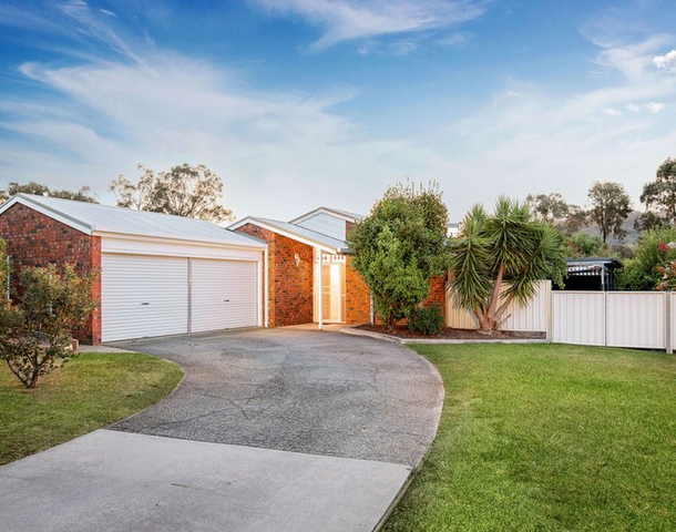 13 Thrush Court, West Wodonga VIC 3690