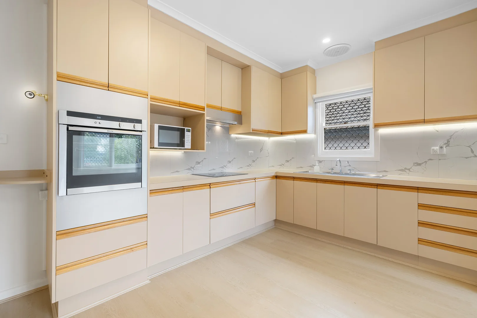 Additional image 2 of 5 Andrews Street, Burwood VIC 3125